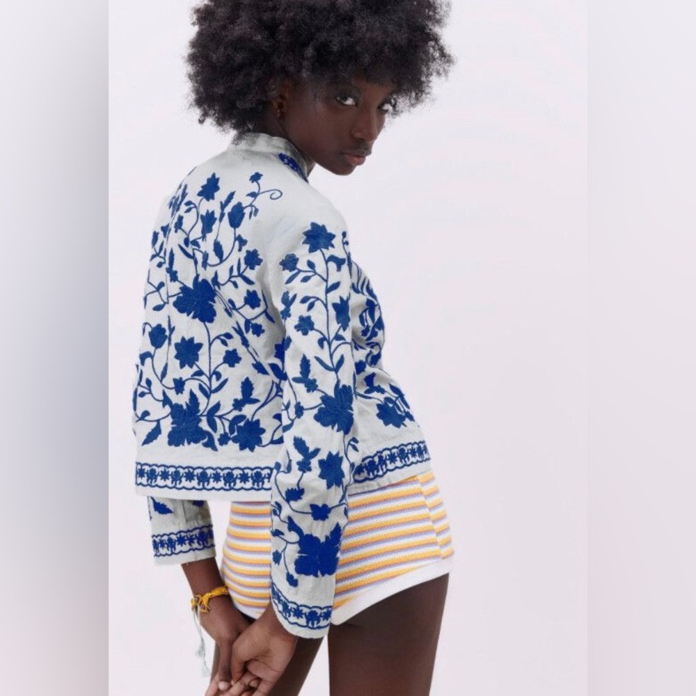 Zara, Women’s Bohemian style Linen Blend Shirt with embroidery , size XS
